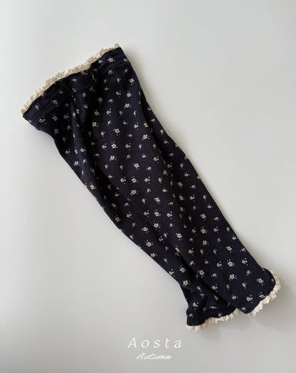 [PRE-ORDER] Camellia Leggings