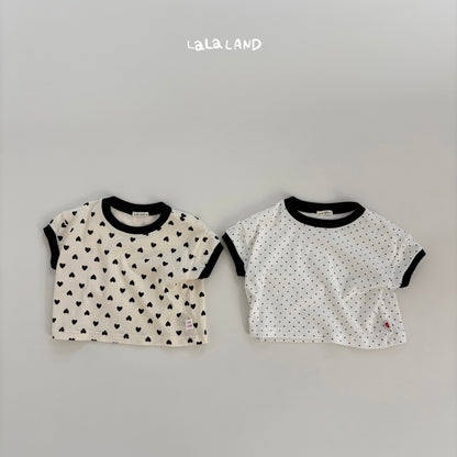 [PRE-ORDER] Heart Dot T-Shirts