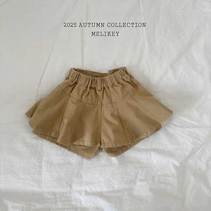 [PRE-ORDER] Lila Line Shorts