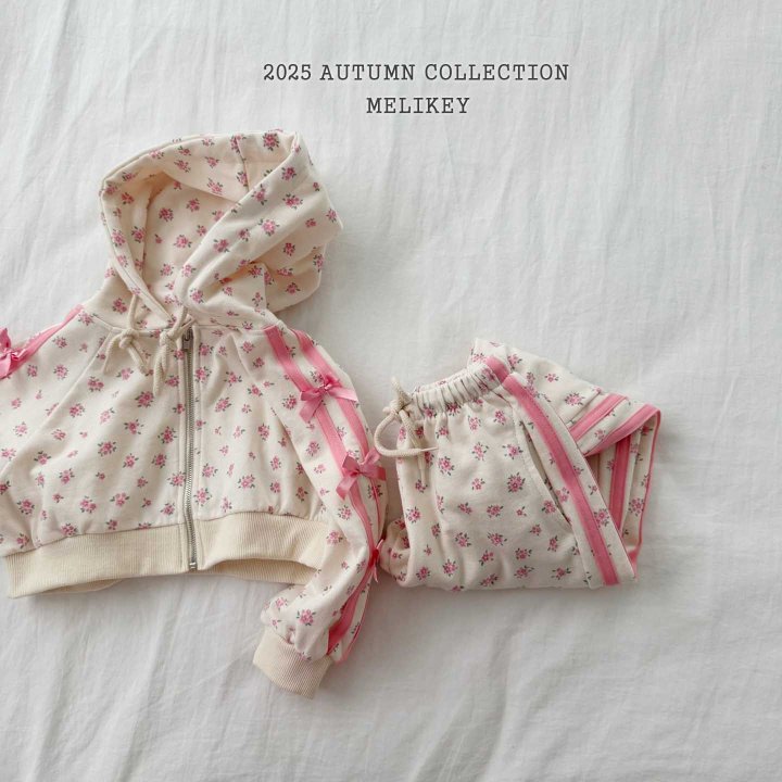 [PRE-ORDER] Floral Ribbon Hoodie Jumper