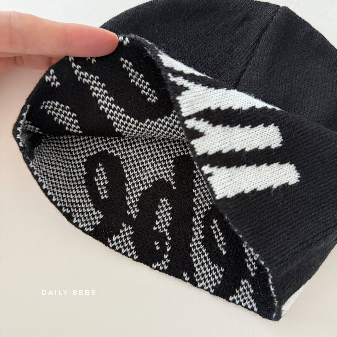 [PRE-ORDER] Lettering Beanie