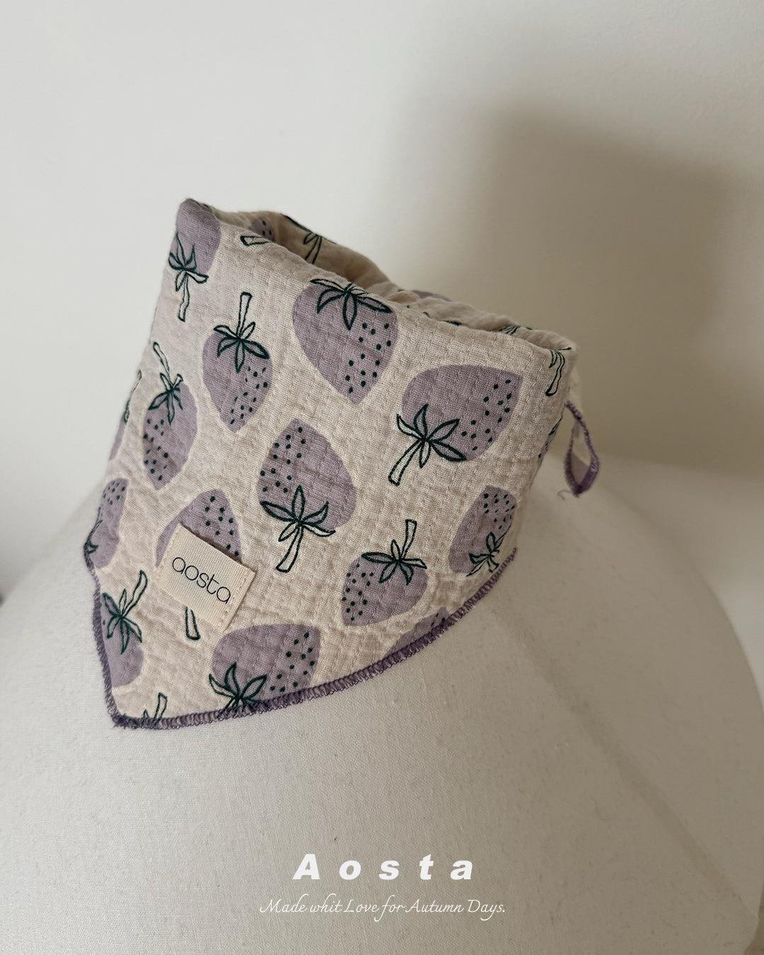 [PRE-ORDER] Strawberry Scarf