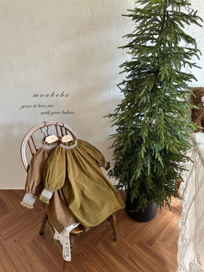 [PRE-ORDER] Charlotte Smocking Derss