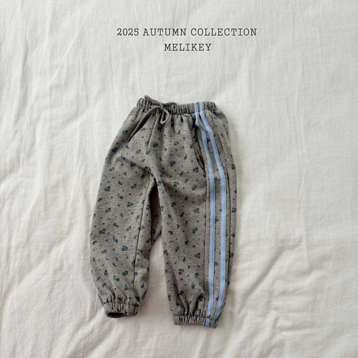 [PRE-ORDER] Floral Jogger Pants