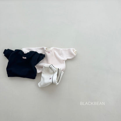 [PRE-ORDER] Winter Sweatshirts