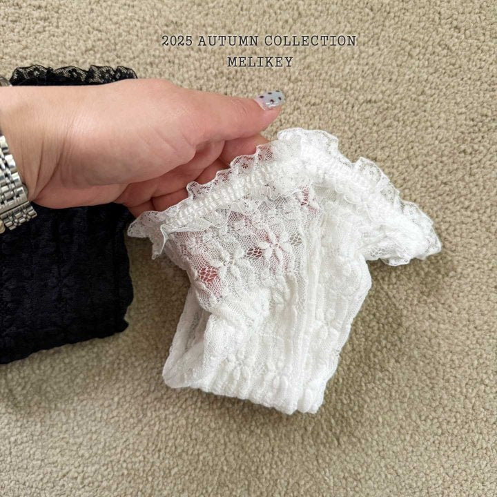 [PRE-ORDER] Awesome Lace Socks