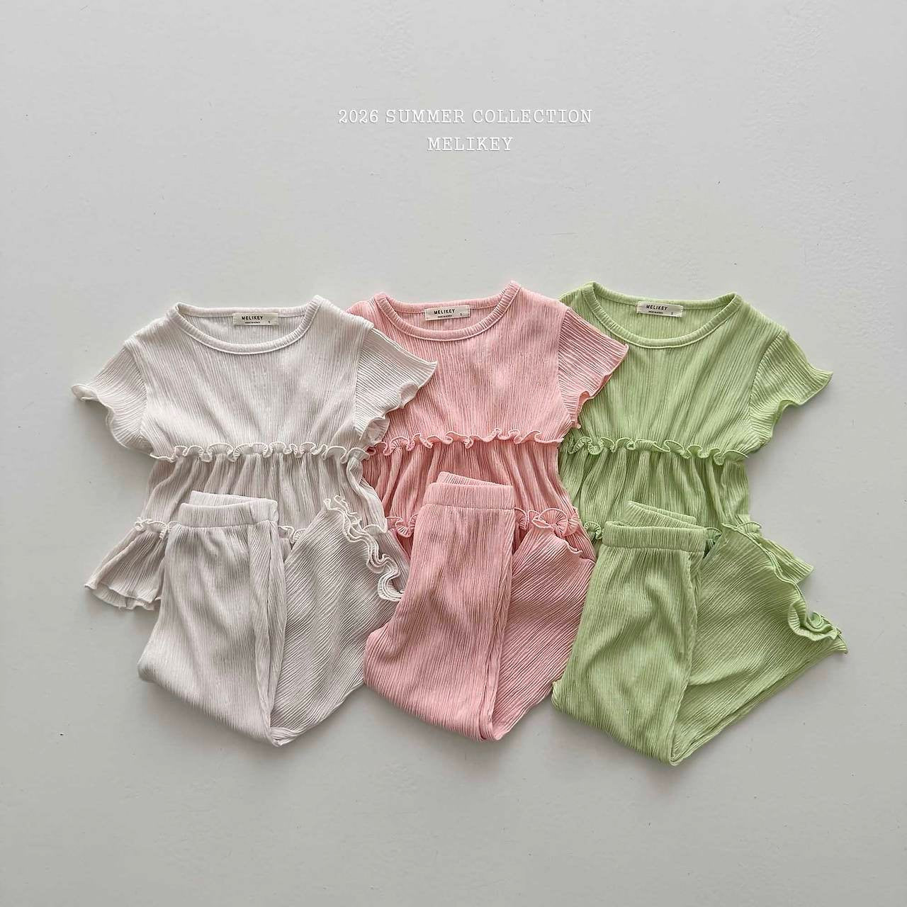 [PRE-ORDER] Can Can Pleats Top Bottom Set
