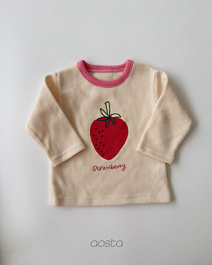[PRE-ORDER] Strawberry T-Shirts