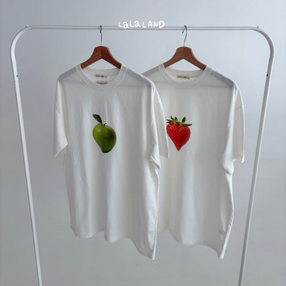 [PRE-ORDER] Berry Apple T-Shirts (Mom & Dad Couple)