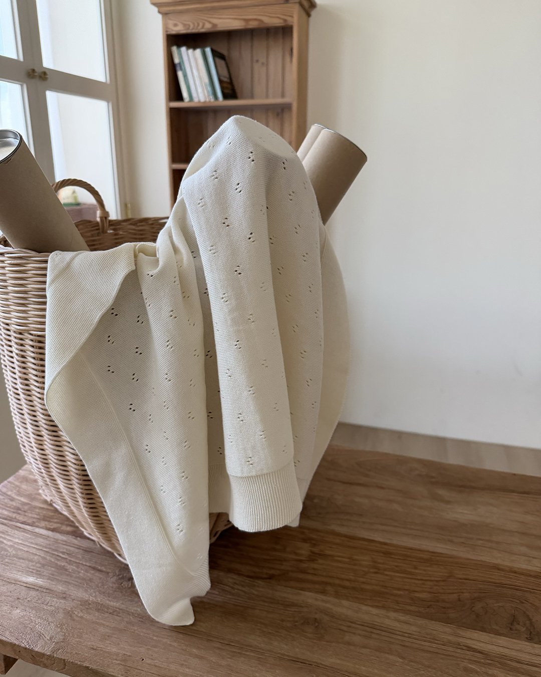 [PRE-ORDER] Eyelet Knit Blanket