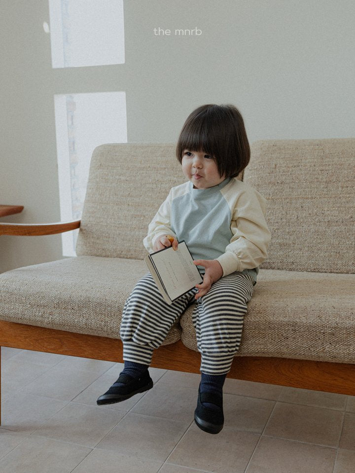 [PRE-ORDER] Cozy Raglan T-Shirts