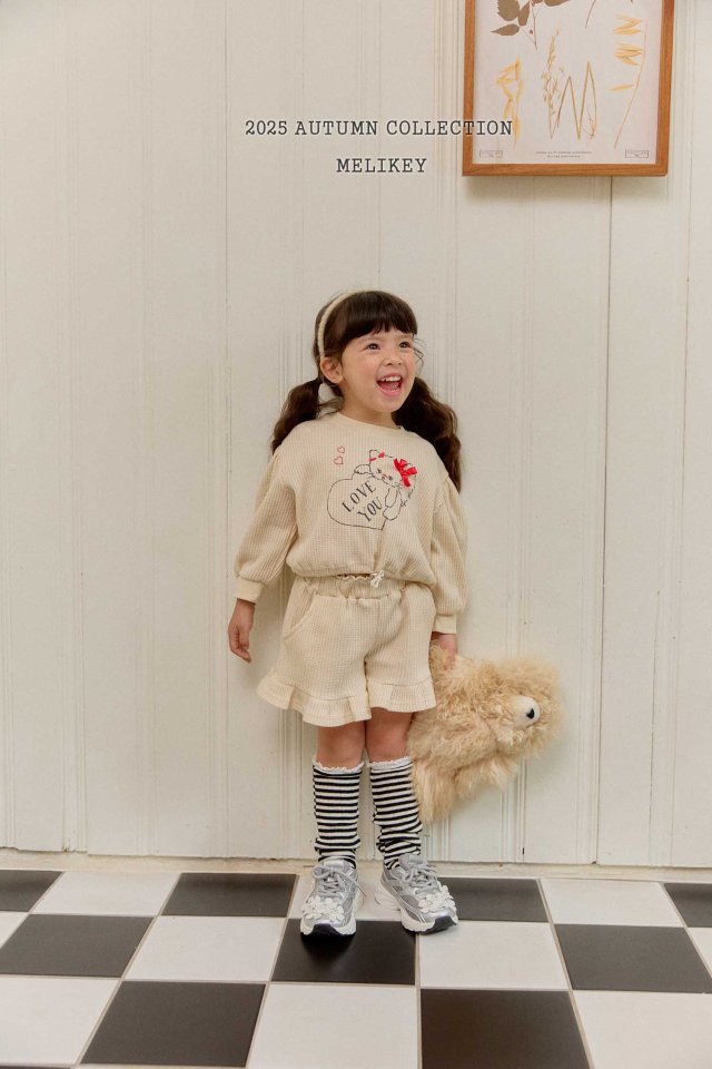 [PRE-ORDER] Eyelet Stripe Socks