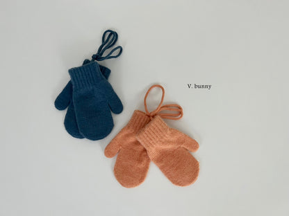 [PRE-ORDER] Mittens