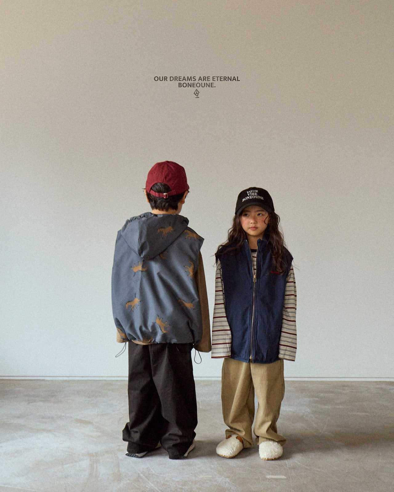 [PRE-ORDER] Autumn Horse Hoodie Vest
