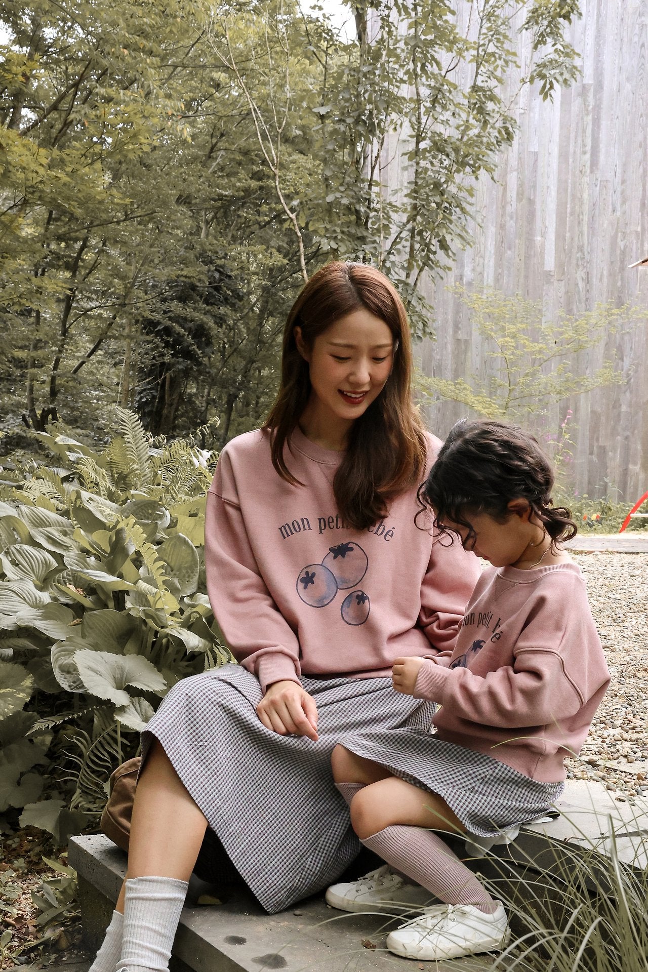 [PRE-ORDER] Urban Sweatshirts (Mom Couple)