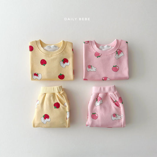 [PRE-ORDER] Peach Strawberry Top Bottom Set