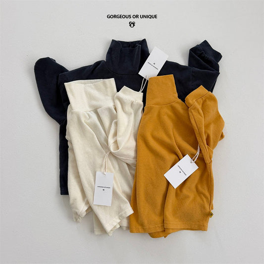 [PRE-ORDER] Cozy Turtleneck T-Shirts