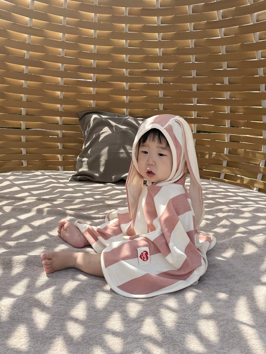[PRE-ORDER] Animal Beach Poncho