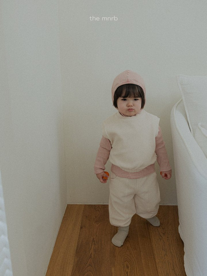 [PRE-ORDER] Little Hoodie T-Shirts