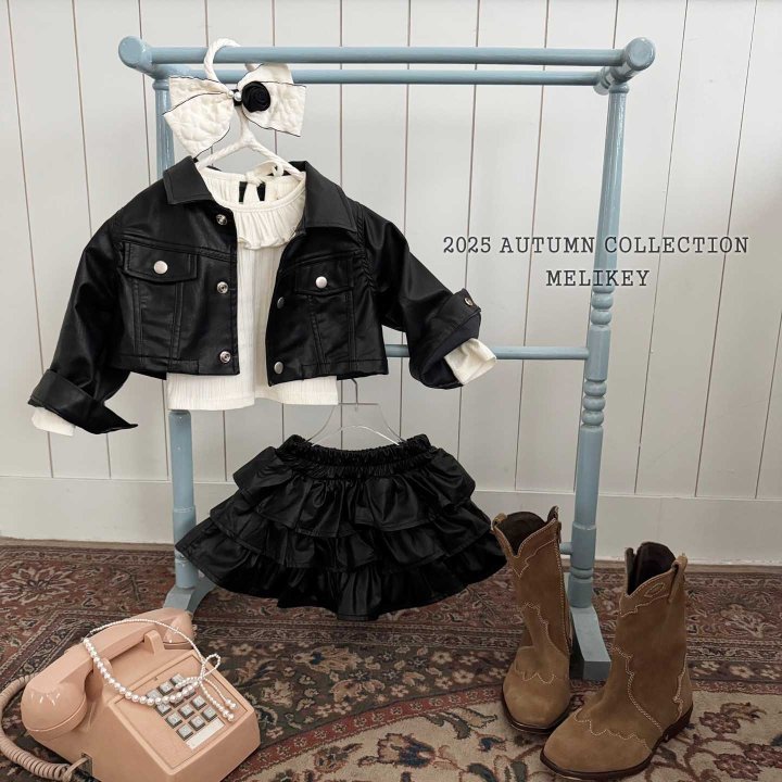 [PRE-ORDER] Faux Leather Short Jacket