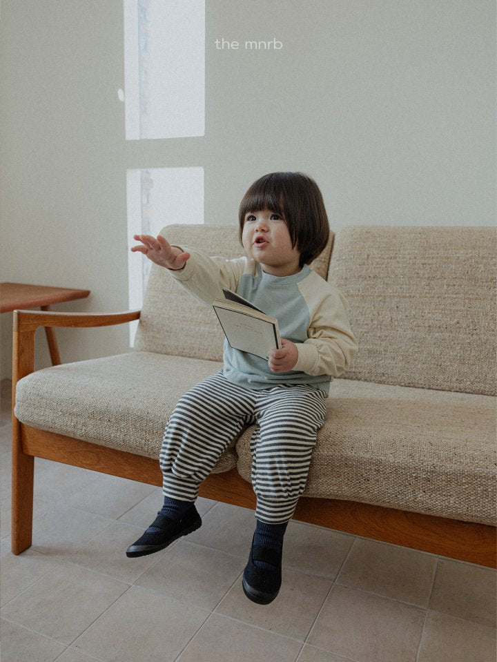 [PRE-ORDER] Cozy Raglan T-Shirts