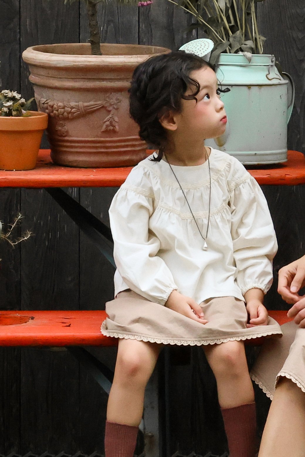 [PRE-ORDER] Devon Blouse (Mom Couple)