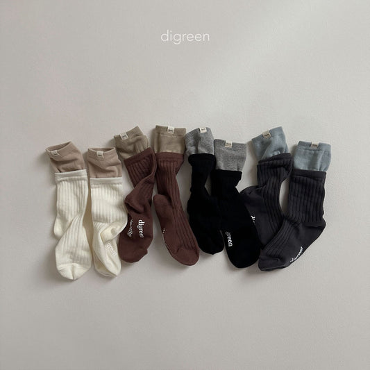 [PRE-ORDER] Layered Socks Set