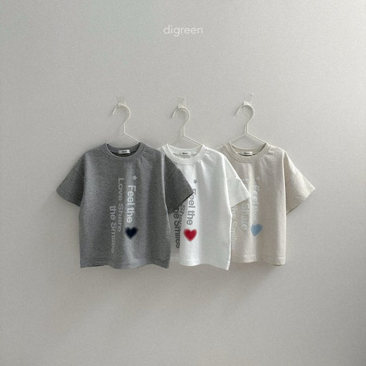 [PRE-ORDER] Love Share T-Shirts