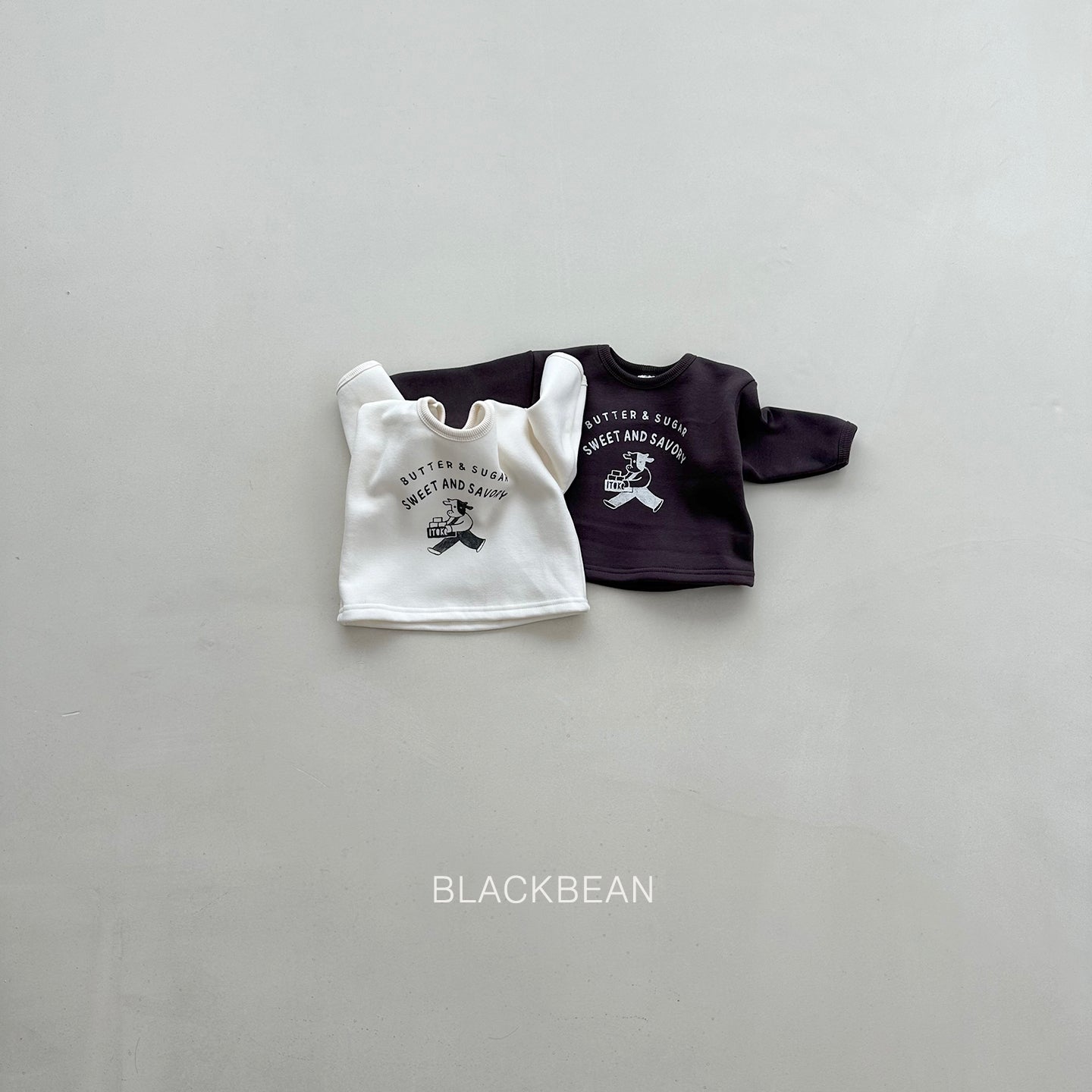 [PRE-ORDER] Cow Binding T-Shirts