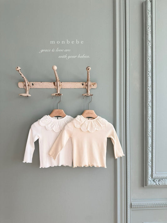 [PRE-ORDER] Iris T-Shirts (Mom Couple)