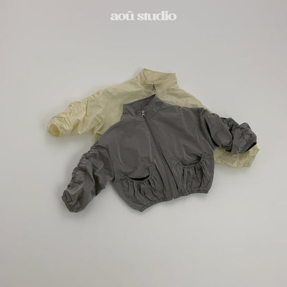 [PRE-ORDER] Shirring Windbreaker