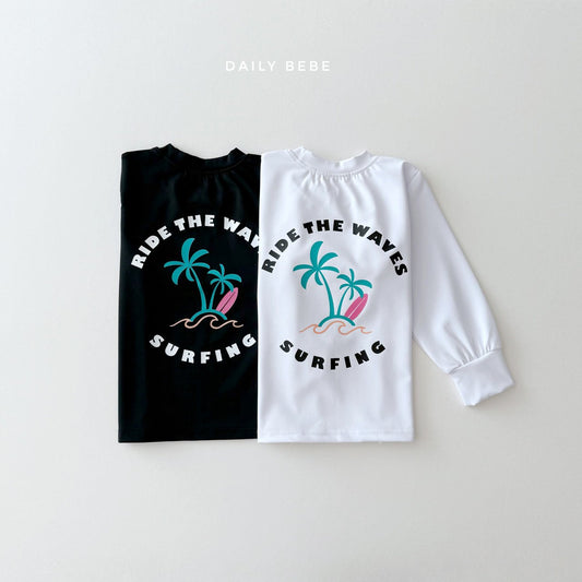 [PRE-ORDER] Loose-Fit Rash Guard Top