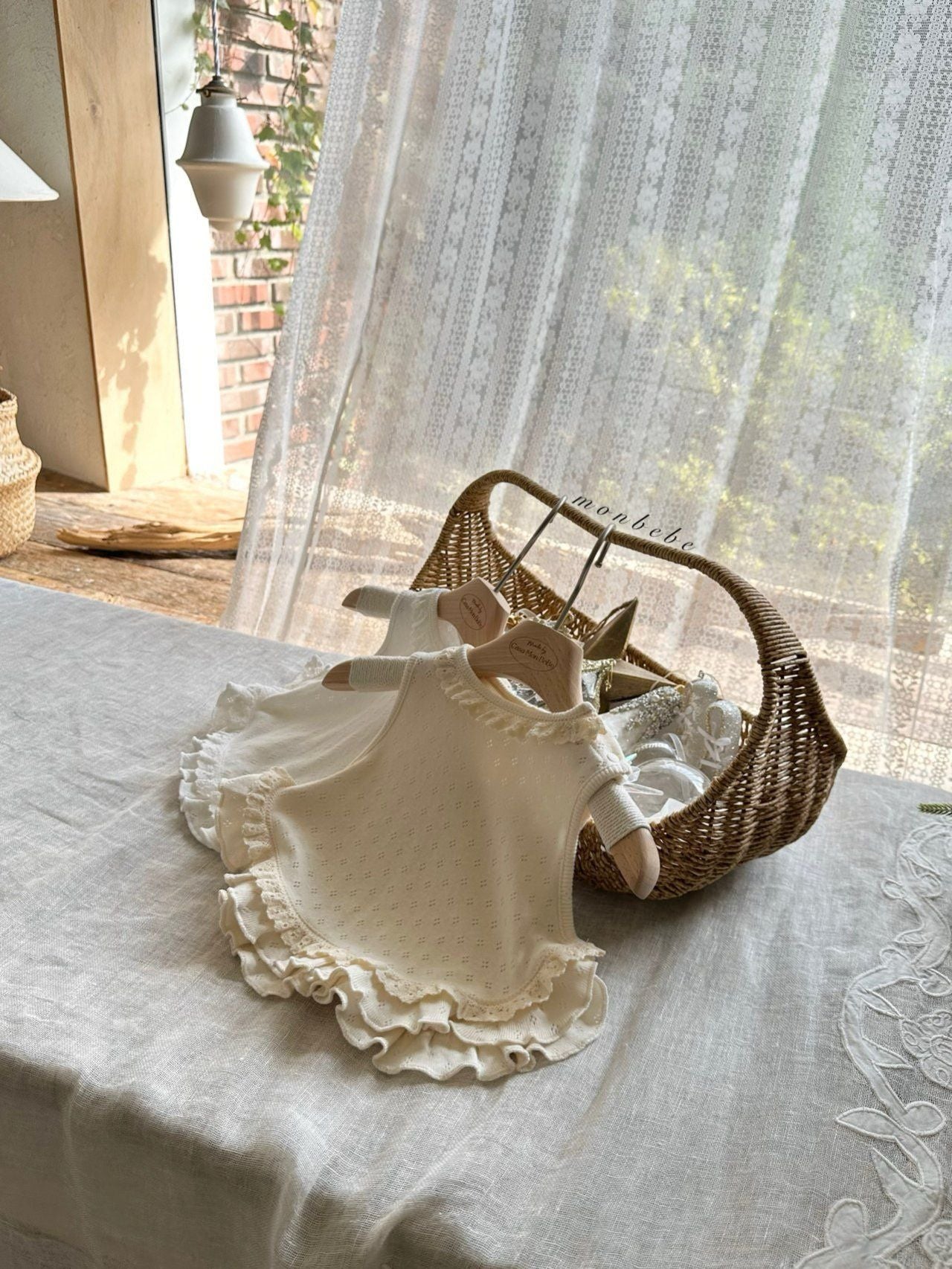 [PRE-ORDER] Baby Frill Vest