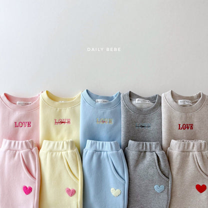 [PRE-ORDER] Love Top Bottom Set