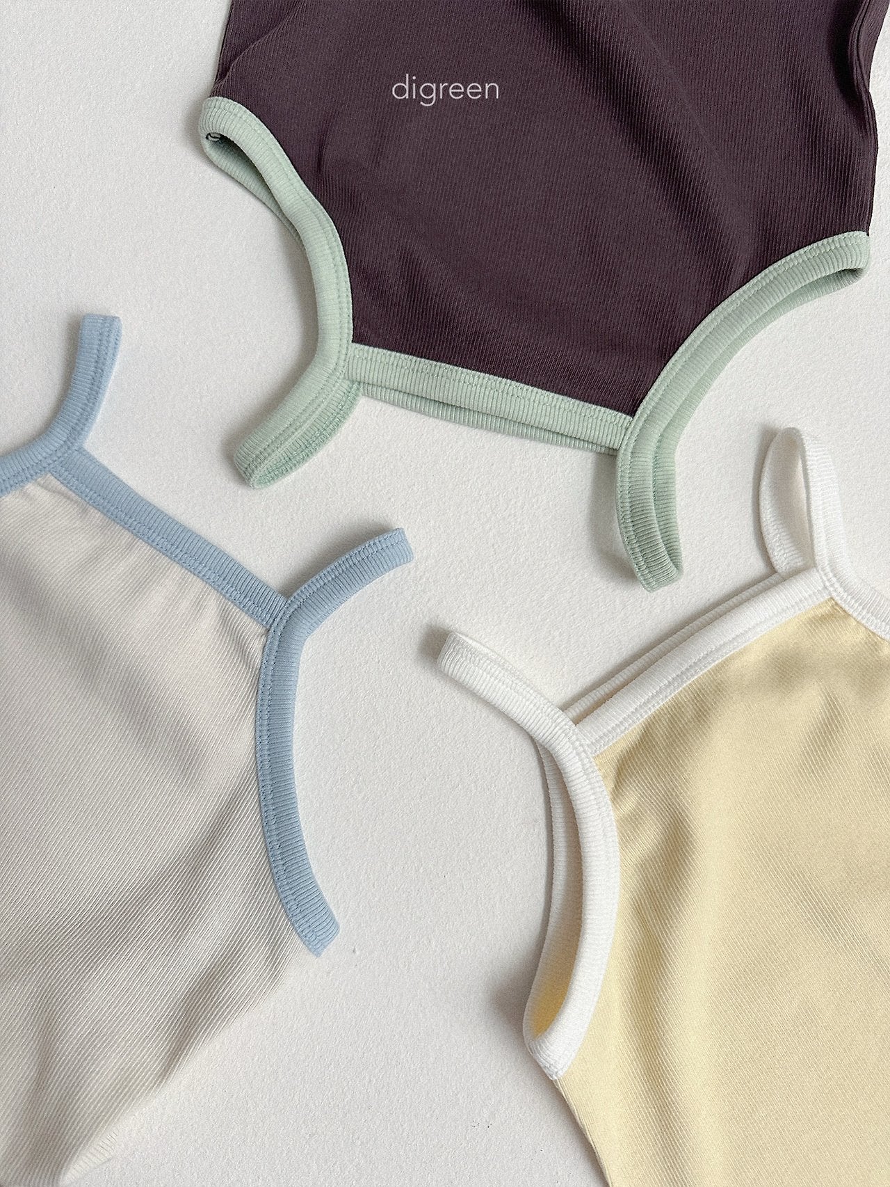 [PRE-ORDER] Noir Tank Top