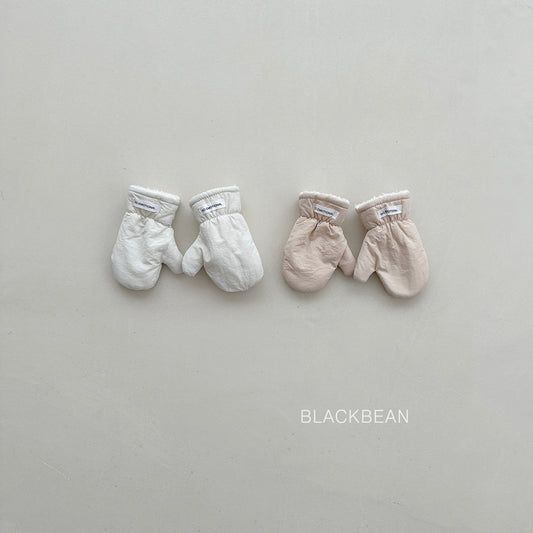 [PRE-ORDER] Baba Padded Mittens