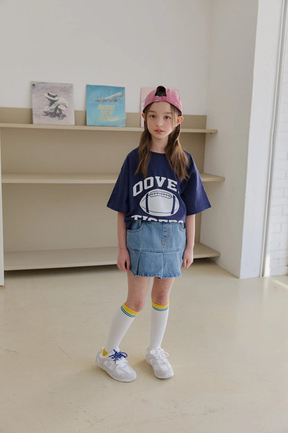 [PRE-ORDER] Football T-Shirts