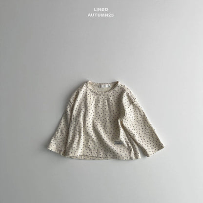 [PRE-ORDER] Small Floral Eyelet T-Shirts