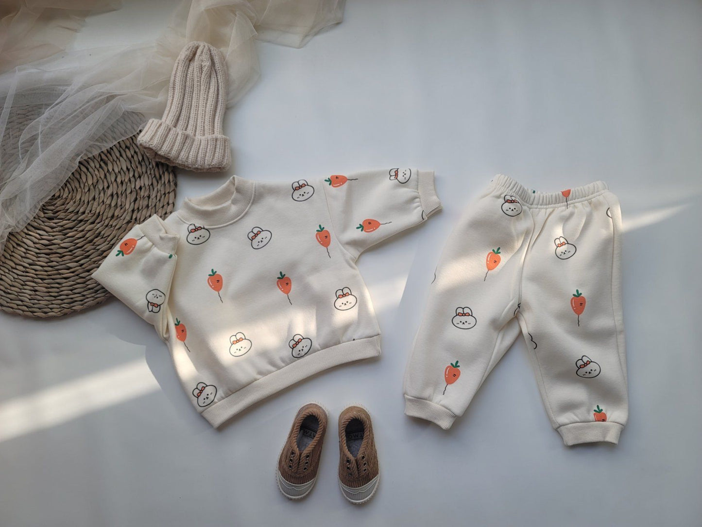 [PRE-ORDER] Carrot Balloon Top Bottom Set