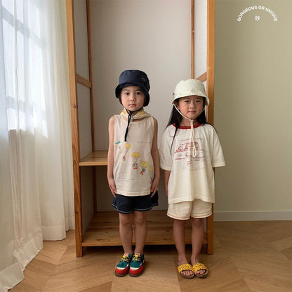 [PRE-ORDER] Farm T-Shirts (Mom Couple)
