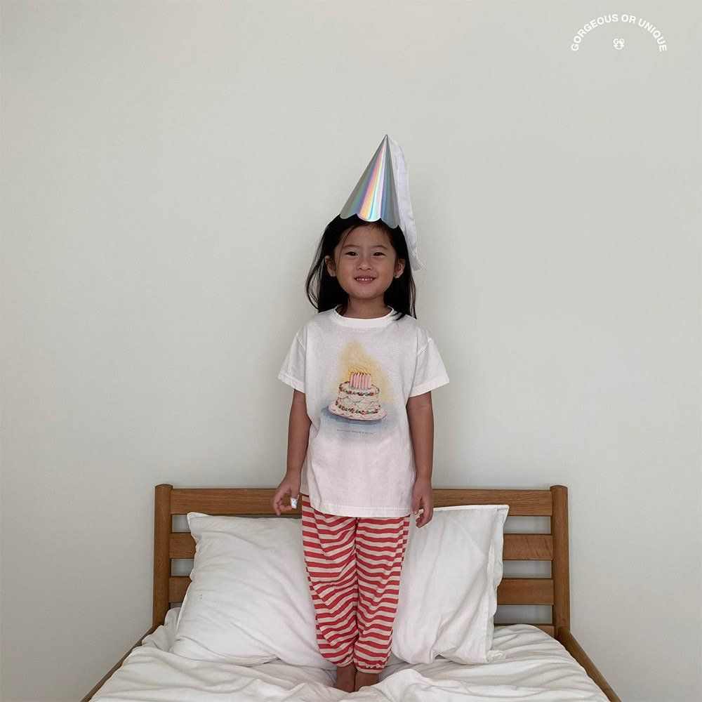 [PRE-ORDER] Cake & Egg T-Shirts (Mom Couple)