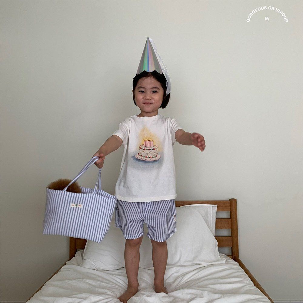[PRE-ORDER] Cake & Egg T-Shirts (Mom Couple)