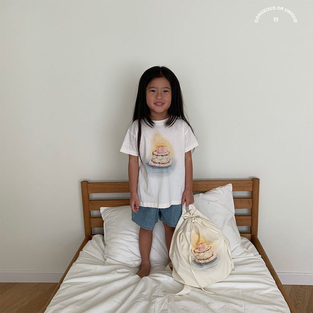 [PRE-ORDER] Cake & Egg T-Shirts (Mom Couple)