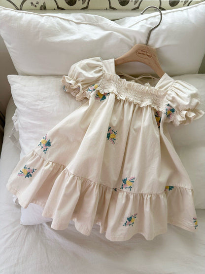 [PRE-ORDER] Latte Embroidery Dress (Mom Couple)