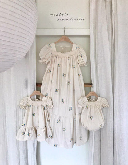 [PRE-ORDER] Latte Embroidery Dress (Mom Couple)