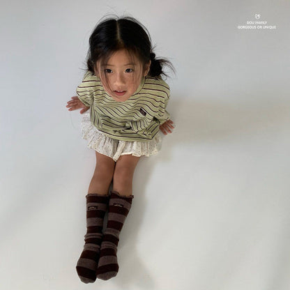 [PRE-ORDER] Dendy Knee Socks (Mom Couple)