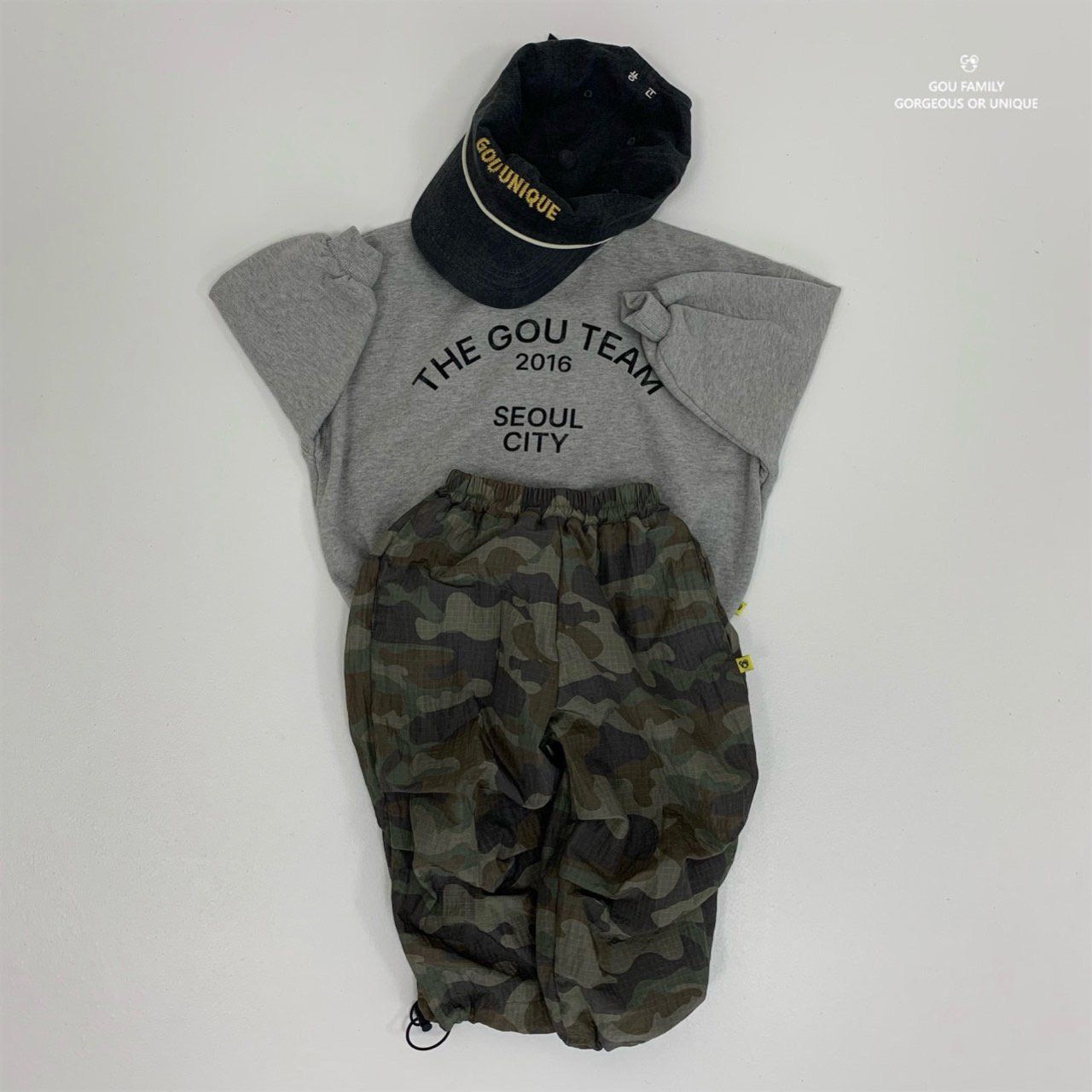 [PRE-ORDER] Gou Sweatshirts (Mom&Dad Couple)