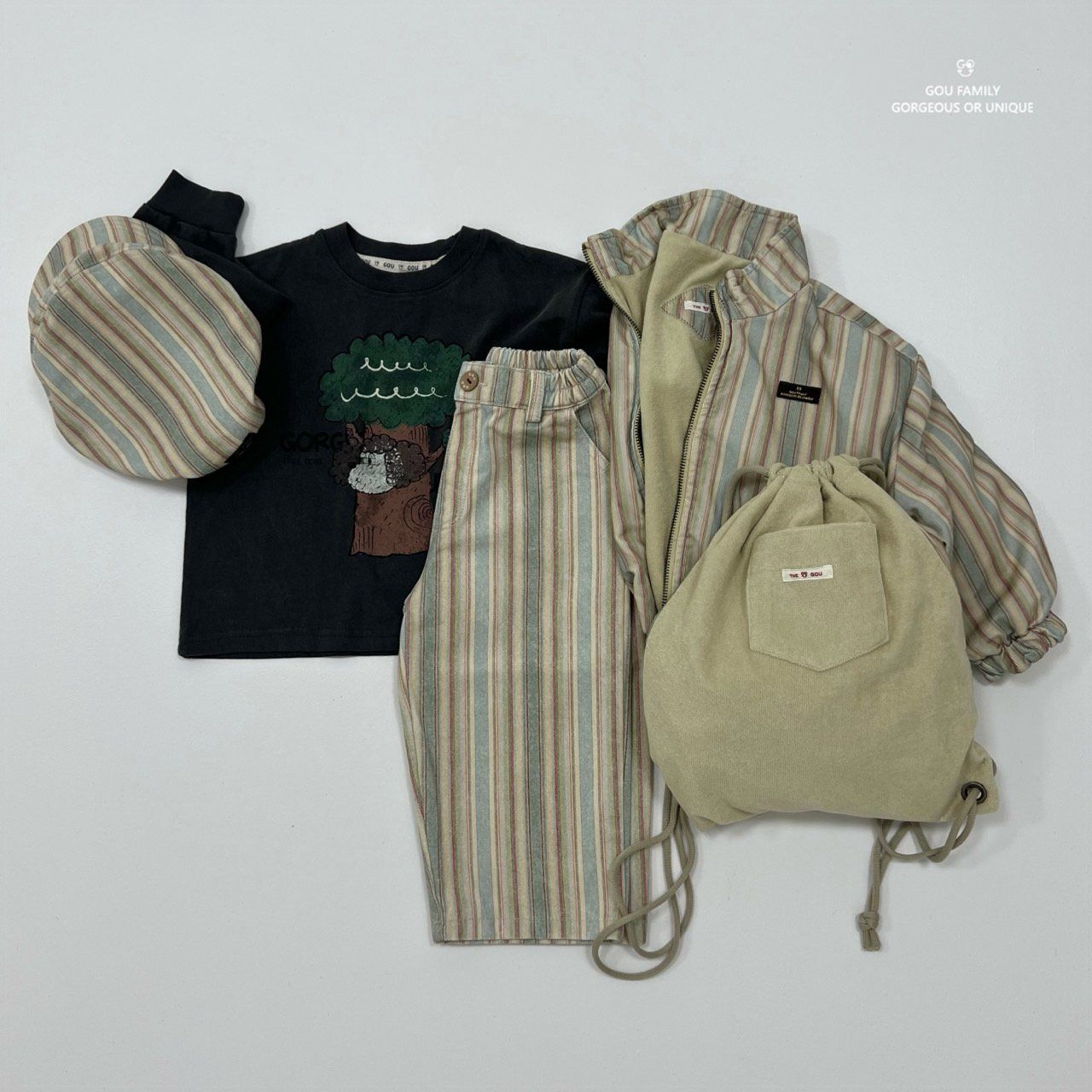 [PRE-ORDER] Multi Reversible Jumper (Mom Couple)