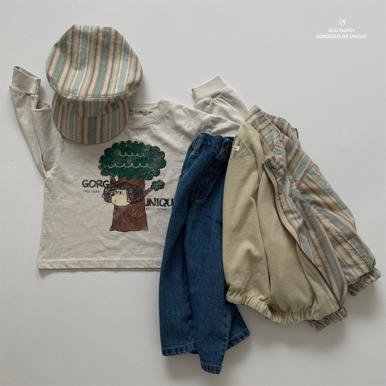[PRE-ORDER] Multi Reversible Jumper (Mom Couple)