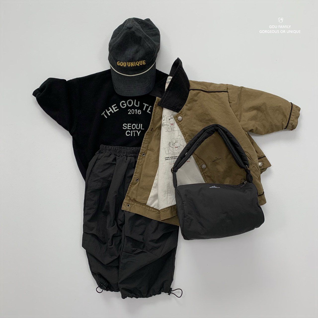 [PRE-ORDER] Team Work Jacket (Mom Couple)